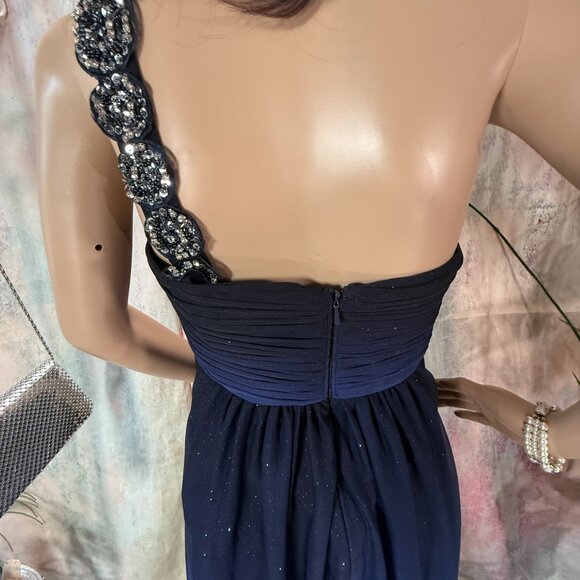 📌Xscape Sequin & Beaded One Shoulder Blue - Black Ombre Formal - Ball Dress - Picture 9 of 16